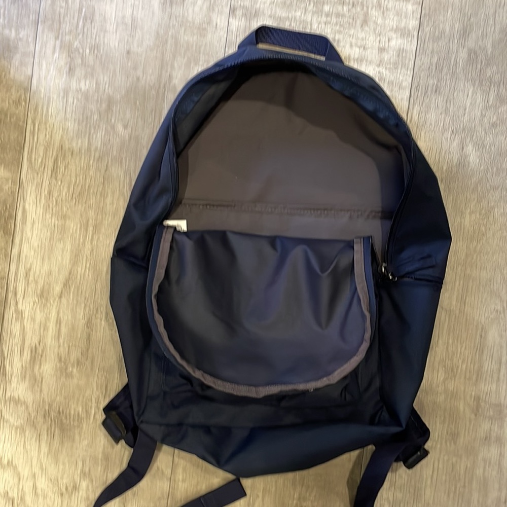 Nike Backpack - image 3